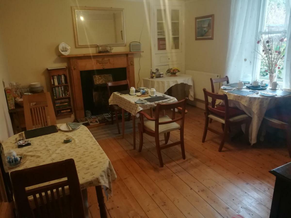 مبيت وإفطار Llanybyther Y Garreg Wen المظهر الخارجي الصورة